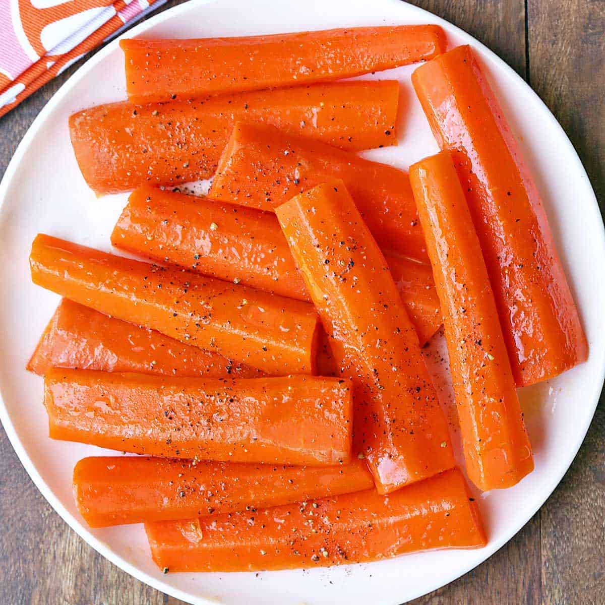 Simple Steamed Carrots