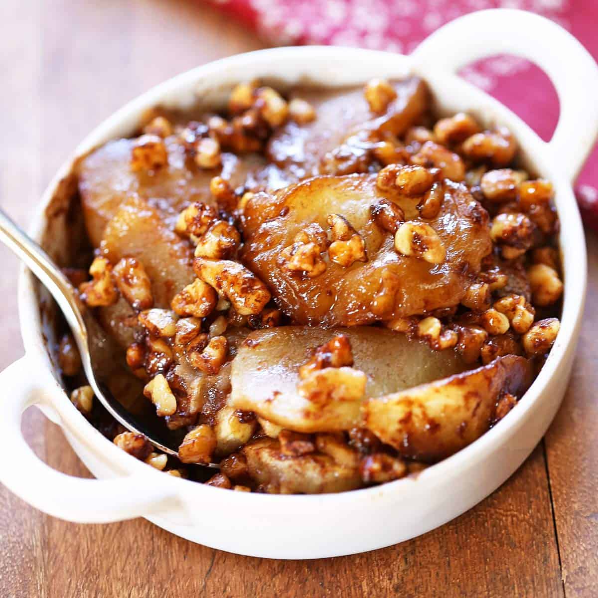 Keto Apple Crisp with Walnuts