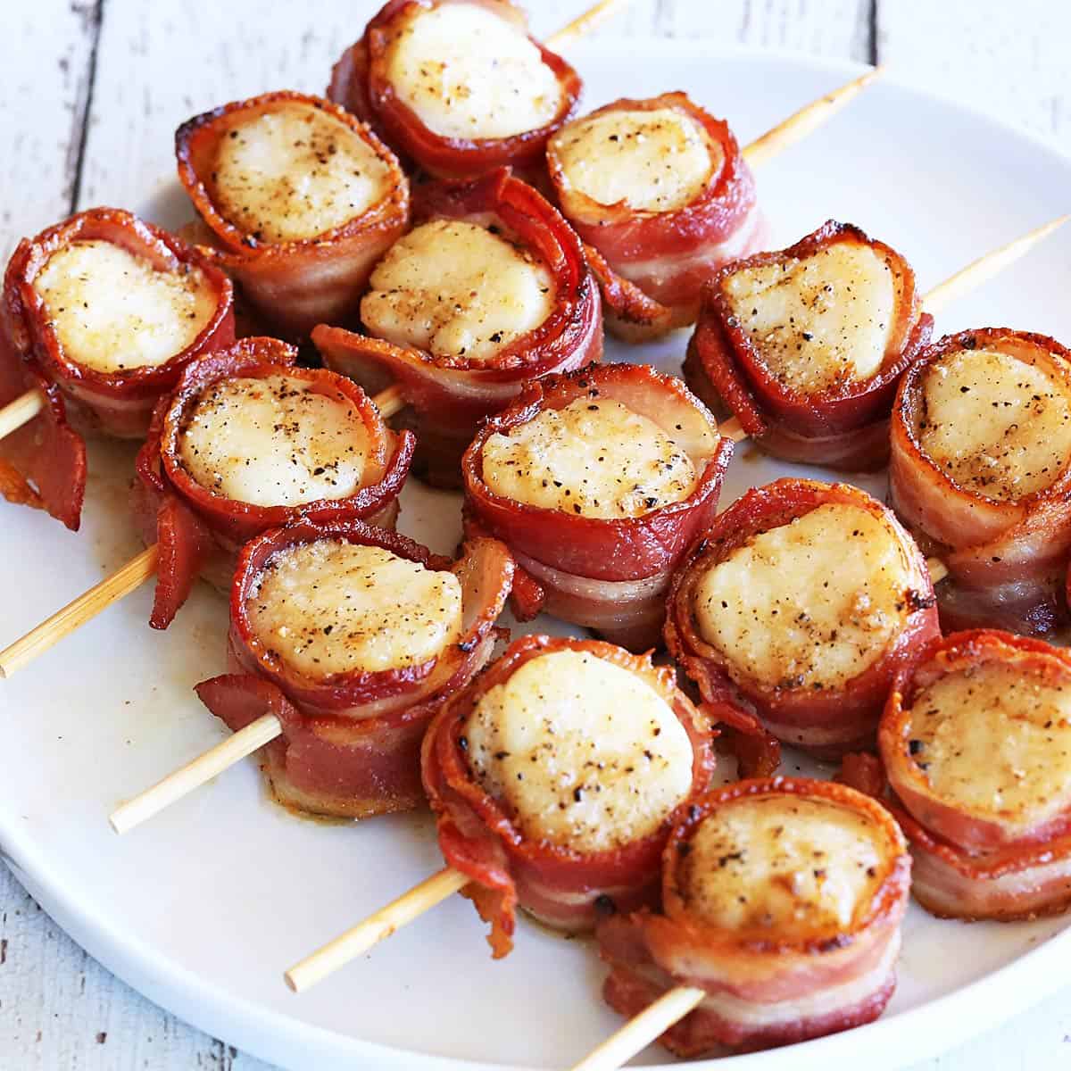 Easy Bacon Wrapped Scallops Recipe