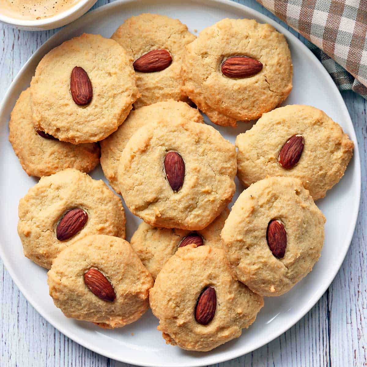Buttery Almond Flour Cookies