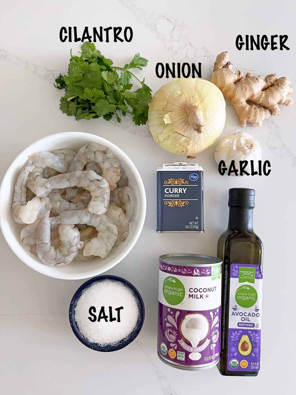 The ingredients needed to cook shrimp curry.