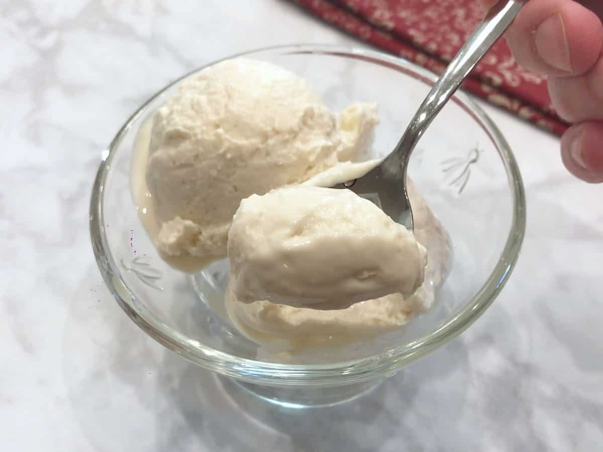 Showing off the yogurt's creamy texture.