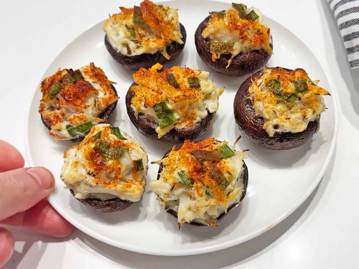 The mushrooms are served.