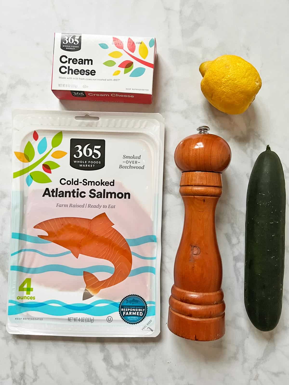 The ingredients needed to make smoked salmon mousse.