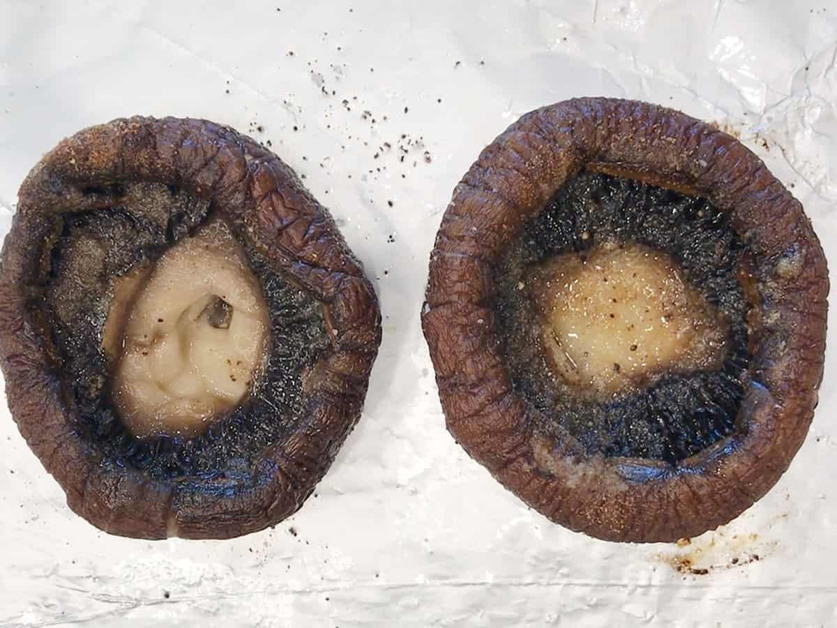The mushrooms were broiled.