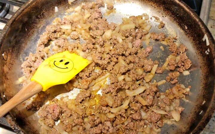 Spices were added to the meat.