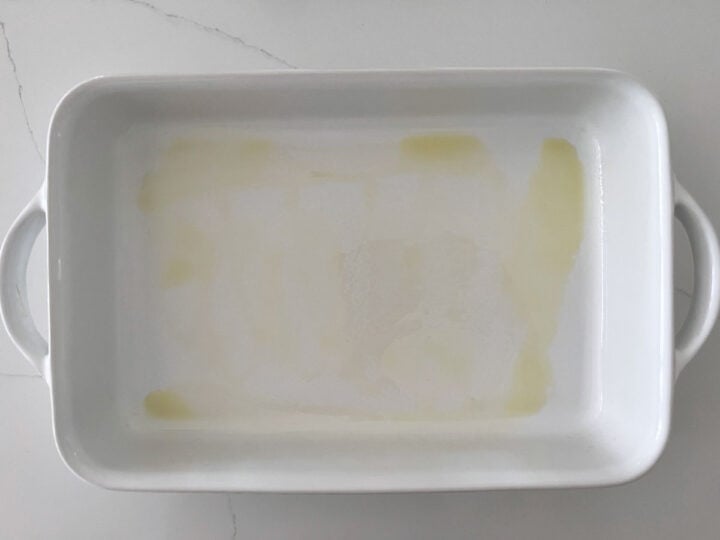 A greased 9x13-inch pan.