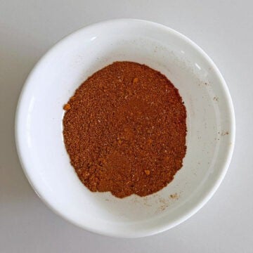 Taco spices in a bowl.