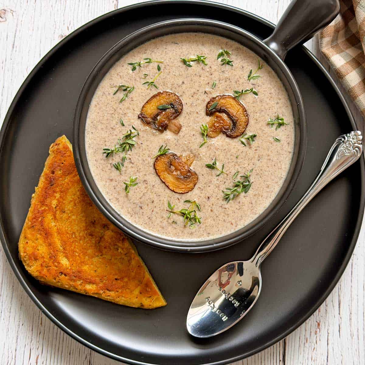 The herb version is served with mushroom soup.