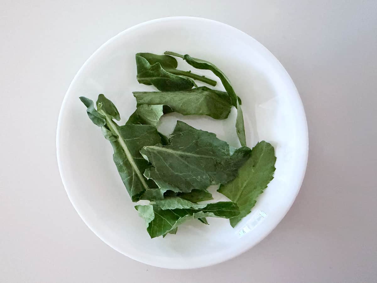 The leaves were removed to a plate.